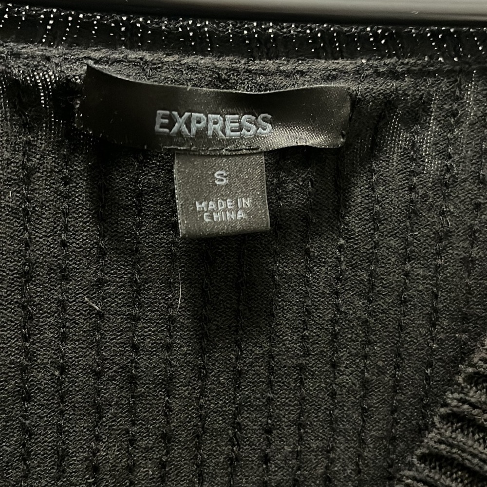 Express Top - Picture 2 of 4